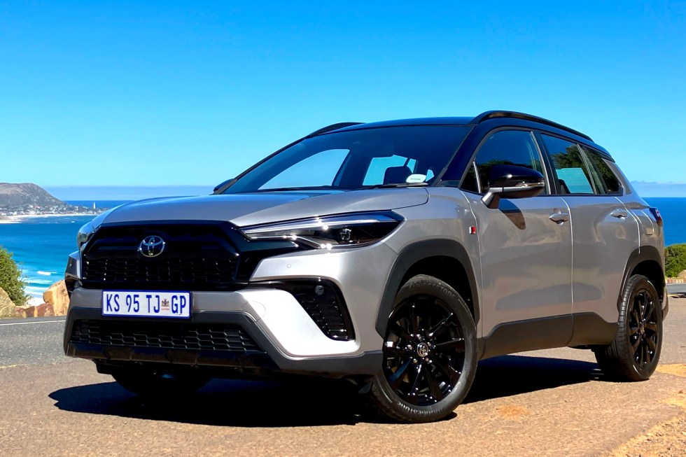 Toyota Corolla Cross 2025: The Most Affordable and Fuel-Efficient Compact SUV